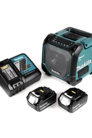 Makita DMR 202 RG Haut-parleur de chantier 18V - pour fonctionnement sur batterie et secteur, avec fonction Bluetooth, prise AUX, port USB, écran LCD + 2x batterie 6,0 Ah + chargeur Nouvel Arrivage