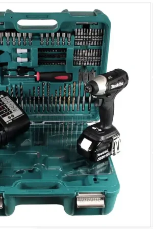Populaire Clé à chocs sans fil Makita DTD 155 SMTK B 18V 140Nm brushless + 1x batterie 4,0Ah + chargeur + 101 pièces. Ensemble d'accessoires dans une valise