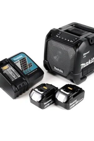Vente Directe Makita DMR 202 RM B enceinte de chantier noir Bluetooth batterie et fonctionnement sur secteur avec 2x batterie 4,0 Ah et chargeur