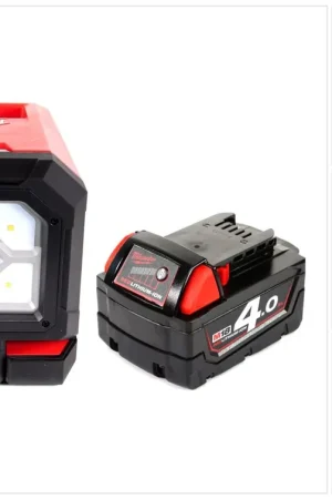 Bon Plan Projecteur de chantier Milwaukee M18 PAL-401 Lampe à batterie Li-Ion 18 V + 1 batterie 4,0 Ah - sans chargeur