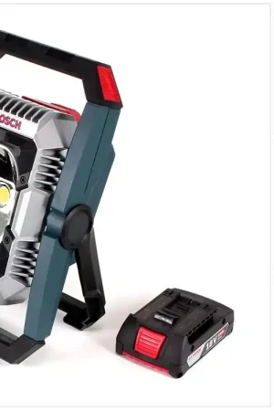 Bosch GLI 18V-2200 C Professional Lampe sans fil 18V 2200lm Bluetooth ( 0601446501 ) + 1x Batterie 2,0 Ah - sans chargeur Dernier Modèle
