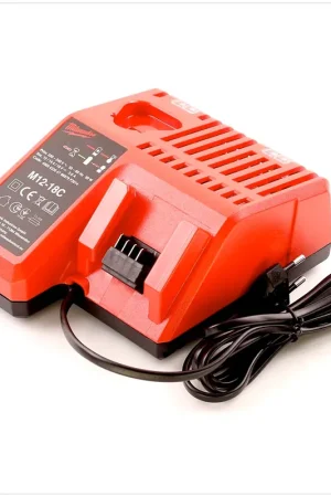 Commander Maintenant Milwaukee M12-18C Chargeur universel pour batteries Li-Ion 12, 14 et 18 Volts