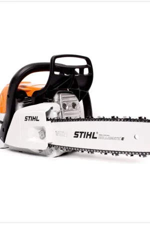 Prix Réduit Stihl MS 251 3.0 HP Tronçonneuse avec une longueur de coupe de 35 cm + Chaîne de scie RSC