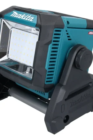 Makita ML 005 G Lampe de chantier sans fil 18 / 40 V max. 3.600 lm Solo - sans batterie, sans chargeur Prix Choc