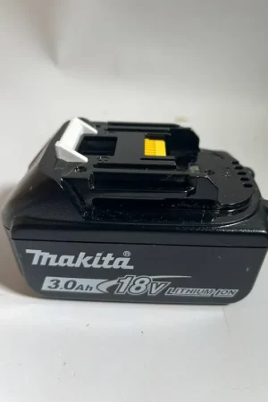 Usine Directe Makita BL 1830 B Li-Ion Akku 18 V 3,0 Ah / 3000 mAh ( 197599-5 ) mit LED Anzeige - original, kein Nachbau - Leicht Gebraucht