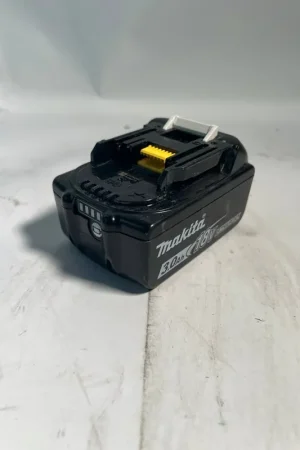 Makita BL 1830 B Li-Ion Akku 18 V 3,0 Ah / 3000 mAh ( 197599-5 ) mit LED Anzeige - original, kein Nachbau - Gebraucht Offre Spéciale