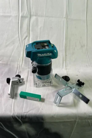 Nouveauté Makita DRT 52 Z Akku Kantenfräse 18 V 6 mm Brushless Solo - ohne Akku, ohne Ladegerät - Reparaturgerät