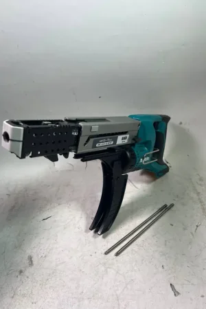 Makita DFR 750 Z Visseuse automatique sans fil, 18V 45-75mm Solo - sans batterie, sans chargeur Offre Du Jour