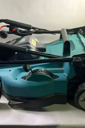 Makita DLM 480 Z Akku Rasenmäher 36 V ( 2x 18 V ) 48 cm 62 l Solo - Neuwertig Jusqu'à Épuisement Des Stocks