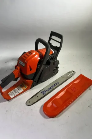 Husqvarna 135 Mark II tronçonneuse à essence 1,6 kW 35 cm 3/8'' mini ( 967 86 18-14 ) Achetez Aujourd'hui