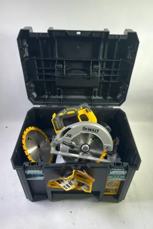 Prix Choc DeWalt DCS 570 N Scie circulaire métal sans fil sans balai Solo 18V 184mm - sans batterie ni chargeur