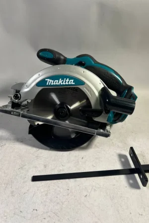 Makita DSS 610 Z Scie circulaire à main sans fil 18V 165 mm, solo - sans batterie, sans chargeur Expédié Aujourd'hui