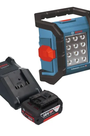 Prix Choc Bosch GLI 18V-1200 C Professional Projecteur de chantier sans fil 18 V 1200 lm + 1x batterie 5,0 Ah + chargeur